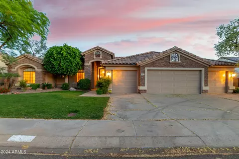 5627 W Melinda Ln, Glendale, AZ 85308