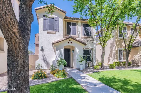 425 N Oak St, Gilbert, AZ 85233 photo 4