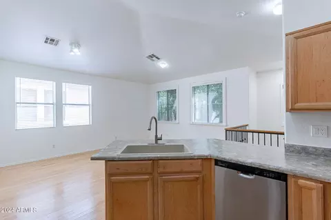 425 N Oak St, Gilbert, AZ 85233 photo 13