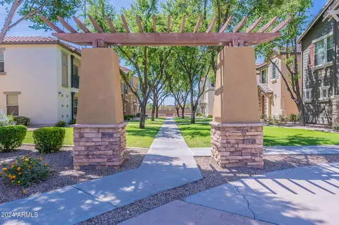 425 N Oak St, Gilbert, AZ 85233 photo 36