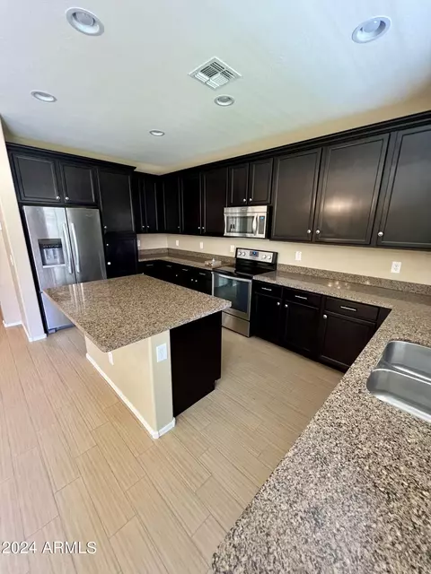 3329 E Rochelle St, Mesa, AZ 85213 photo 8
