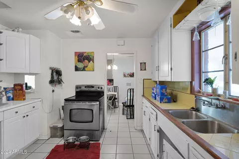 6827 N 14th Pl, Phoenix, AZ 85014 photo 19