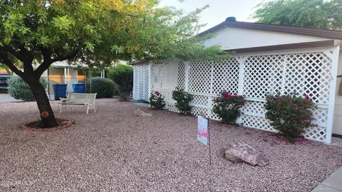 238 N Pinal Dr, Apache Junction, AZ 85120