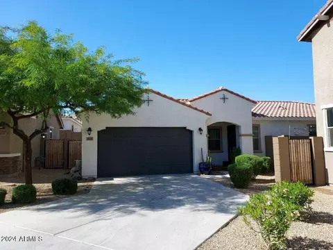 3831 E Sophie Ln, Phoenix, AZ 85042