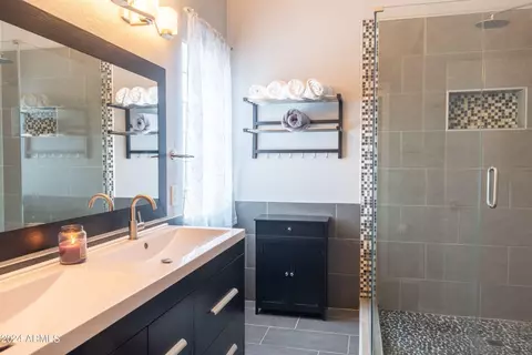 831 N Falcon Dr, Gilbert, AZ 85234 photo 22