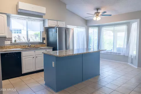 831 N Falcon Dr, Gilbert, AZ 85234 photo 13