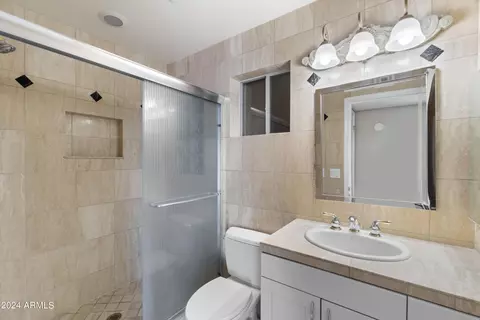 1006 E Cochise Dr, Phoenix, AZ 85020 photo 13