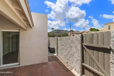 1006 E Cochise Dr, Phoenix, AZ 85020 photo 20