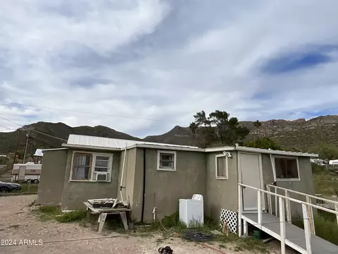 289 N Neary Ave, Superior, AZ 85173
