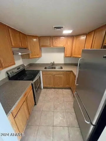 2698 N 43rd Ave #A, Phoenix, AZ 85009