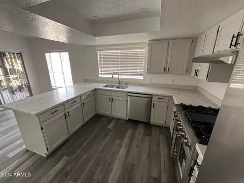910 E Monroe St, Phoenix, AZ 85034 photo 15