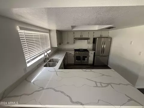 910 E Monroe St, Phoenix, AZ 85034 photo 23