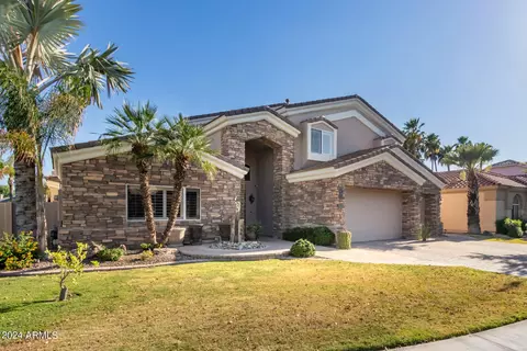 2103 E Clipper Ln, Gilbert, AZ 85234 photo 4