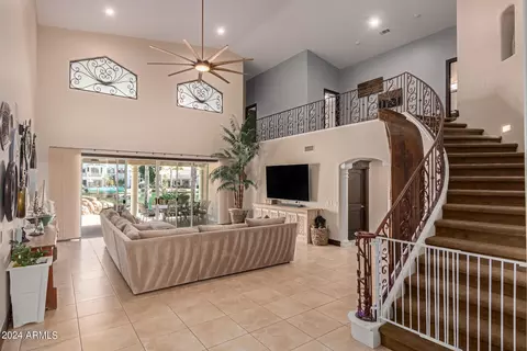 2103 E Clipper Ln, Gilbert, AZ 85234 photo 8