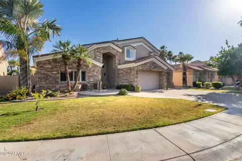 2103 E Clipper Ln, Gilbert, AZ 85234 photo 3