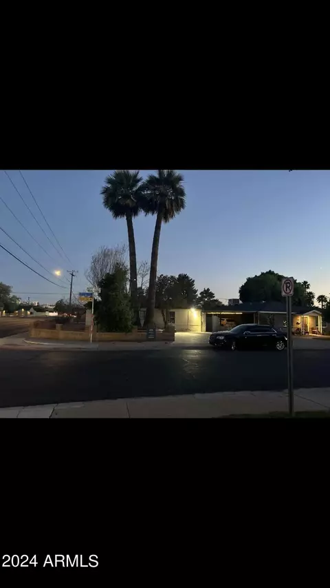 701 W Windsor Ave, Phoenix, AZ 85007 photo 4
