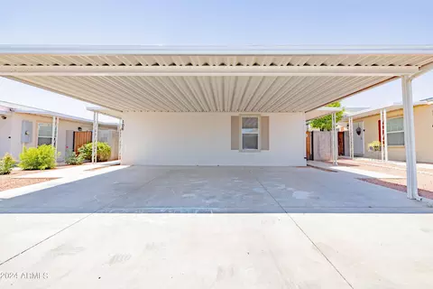 8601 N 103rd Ave #106, Peoria, AZ 85345
