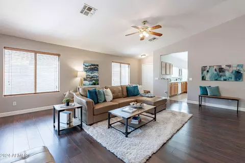 2623 E Beautiful Ln, Phoenix, AZ 85042 photo 13