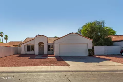 2820 N 86th Dr, Phoenix, AZ 85037