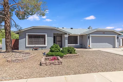 7434 W Canterbury Dr, Peoria, AZ 85345