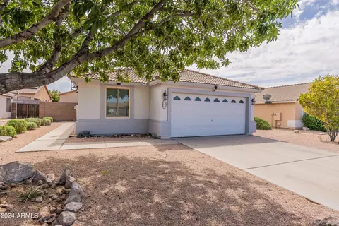 661 S Weaver Dr, Apache Junction, AZ 85120 photo 4