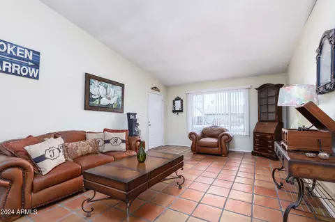 2132 E Colgate Dr, Tempe, AZ 85283 photo 3