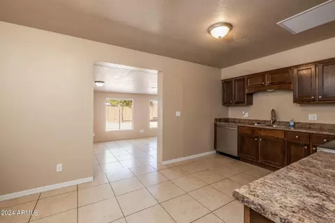 118 E Indigo St, Mesa, AZ 85201 photo 7