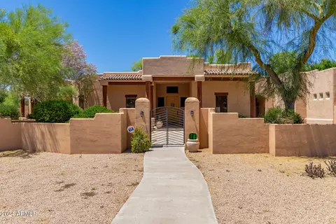 8612 S 52nd Dr, Laveen, AZ 85339