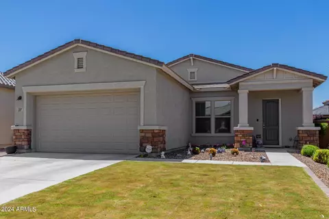 397 W Golden Aspen Dr, San Tan Valley, AZ 85140