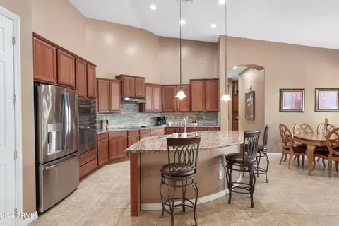 652 Elgin St, Gilbert, AZ 85295 photo 3