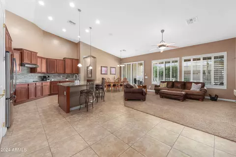 652 Elgin St, Gilbert, AZ 85295 photo 11