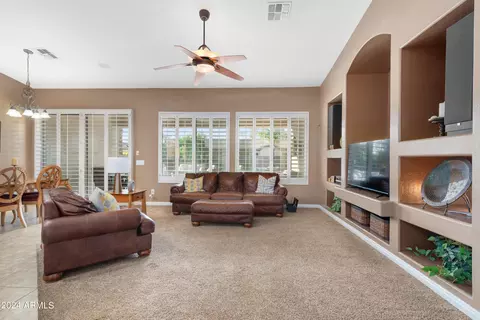 652 Elgin St, Gilbert, AZ 85295 photo 15
