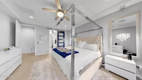 Bedroom - 2933 E Sands Dr, Phoenix, AZ 85050 photo 2 of 5
