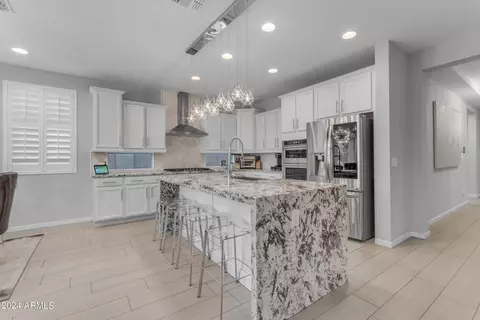 Kitchen - 2933 E Sands Dr, Phoenix, AZ 85050 photo 1 of 7