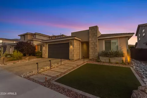 Other - 2933 E Sands Dr, Phoenix, AZ 85050 photo 5 of 31