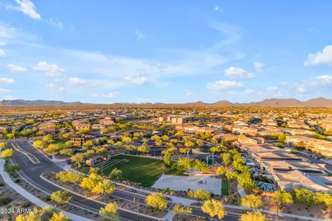 View/Area - 2933 E Sands Dr, Phoenix, AZ 85050 photo 21 of 22