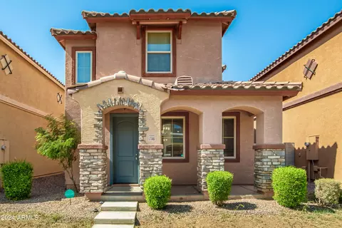 7746 W Giles Rd, Phoenix, AZ 85035