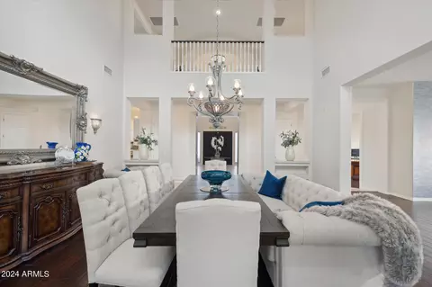 Dining - 3852 Expedition Way, Phoenix, AZ 85050 photo 2 of 7