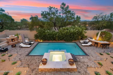 Exterior - 3852 Expedition Way, Phoenix, AZ 85050 photo 4 of 15