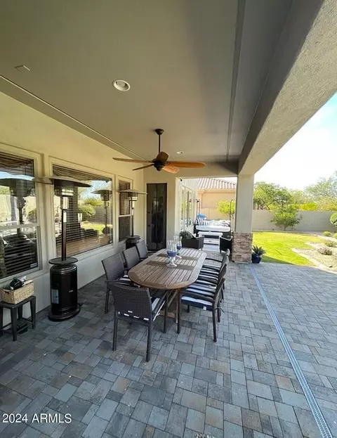 Exterior - 3852 Expedition Way, Phoenix, AZ 85050 photo 9 of 15