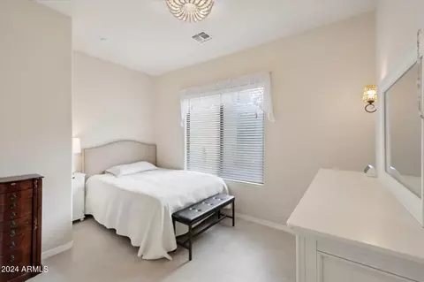Bedroom - 3852 Expedition Way, Phoenix, AZ 85050 photo 3 of 6