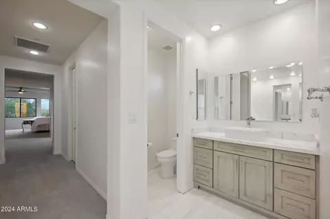 Entry Way - 3852 Expedition Way, Phoenix, AZ 85050 photo 7 of 11