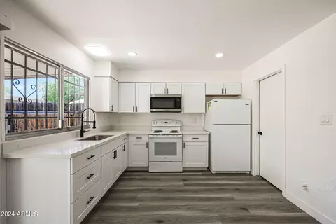 2638 W Wolf St, Phoenix, AZ 85017 photo 8