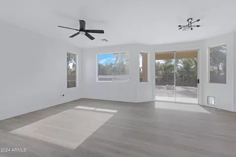 6828 S 38th Dr, Phoenix, AZ 85041 photo 14