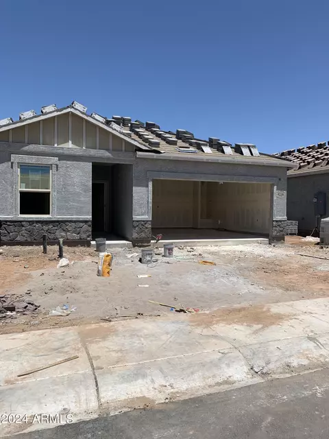 4236 E Reynolds Dr, San Tan Valley, AZ 85143