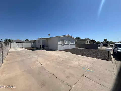 128 E Inglewood St, Mesa, AZ 85201