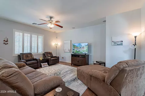 4840 S Cobblestone St, Gilbert, AZ 85298 photo 12