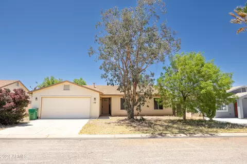 119 Tomahawk Dr, Huachuca City, AZ 85616