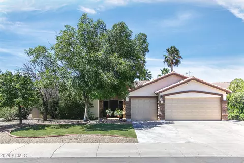 6854 S 19th St, Phoenix, AZ 85042