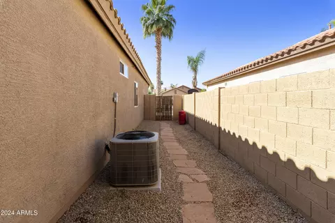 2640 E Sherri Dr, Gilbert, AZ 85296 photo 40